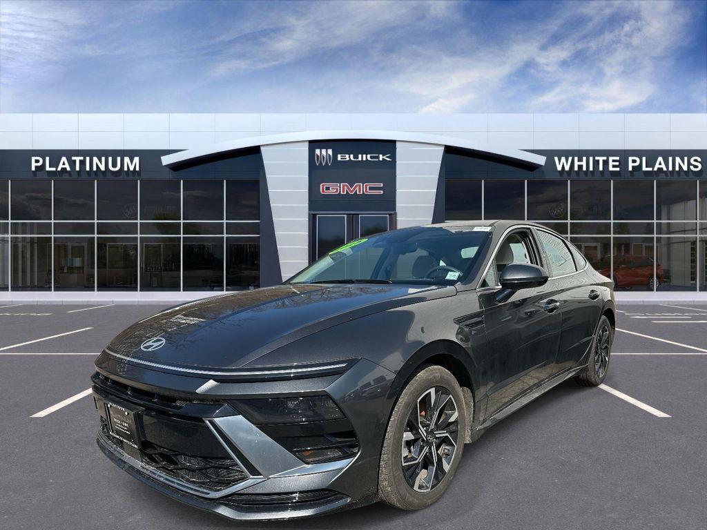 used 2025 Hyundai Sonata car, priced at $20,952