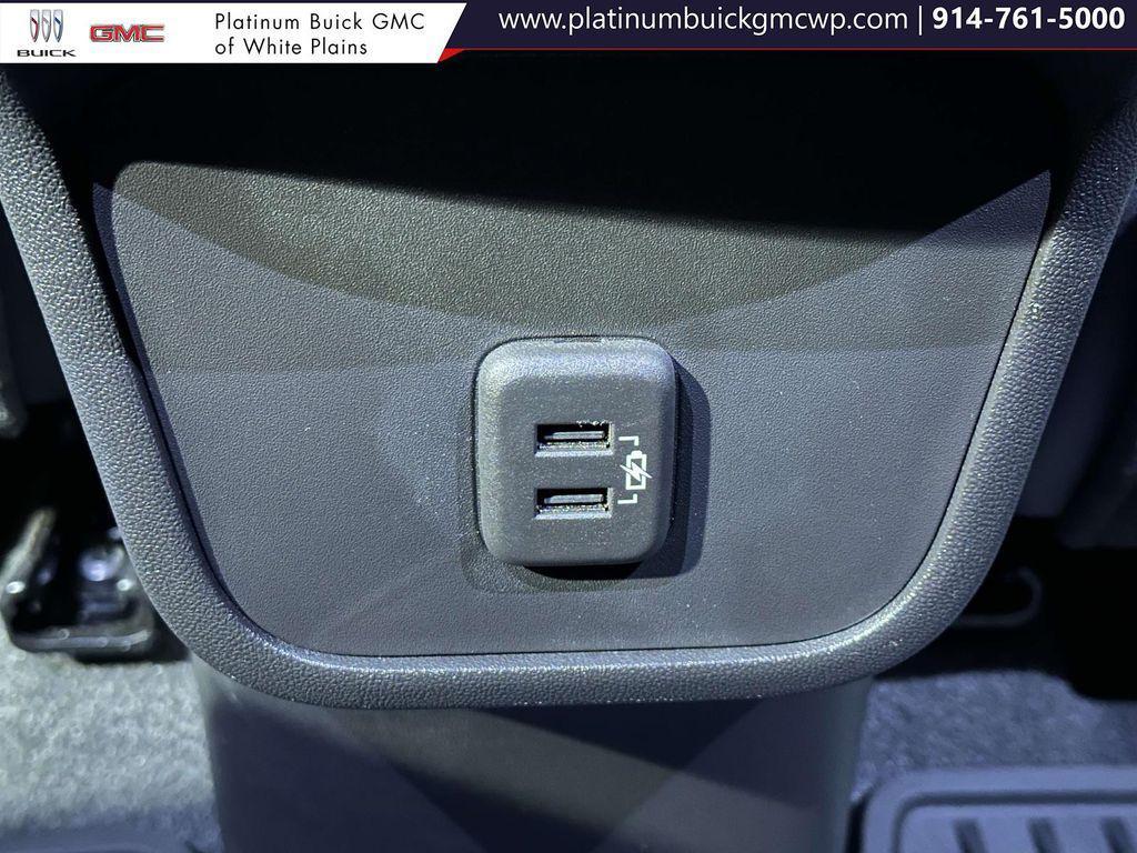 used 2024 Chevrolet Equinox car, priced at $22,997