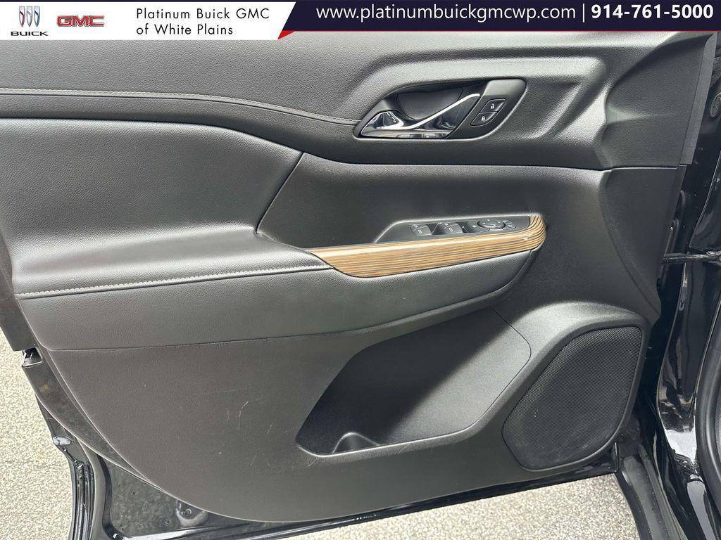 used 2023 GMC Acadia car, priced at $25,997