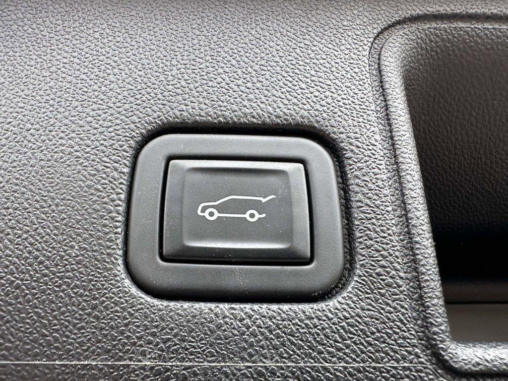 used 2023 GMC Terrain car, priced at $20,779