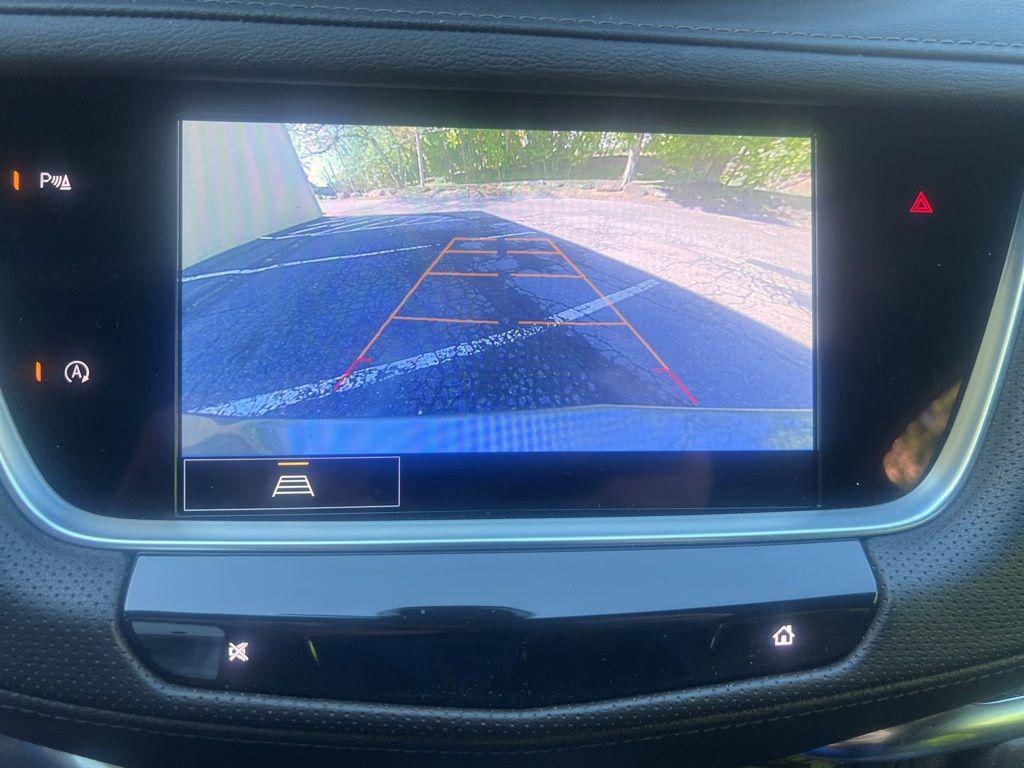 used 2023 Cadillac XT5 car, priced at $34,771