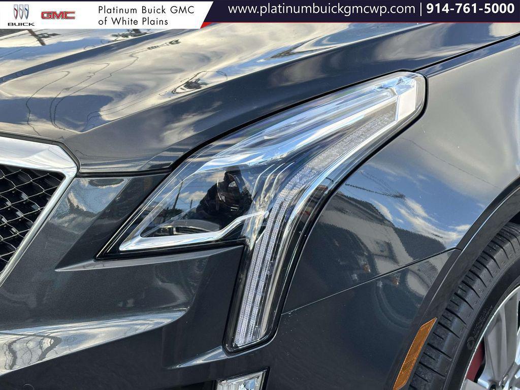 used 2023 Cadillac XT5 car, priced at $33,997