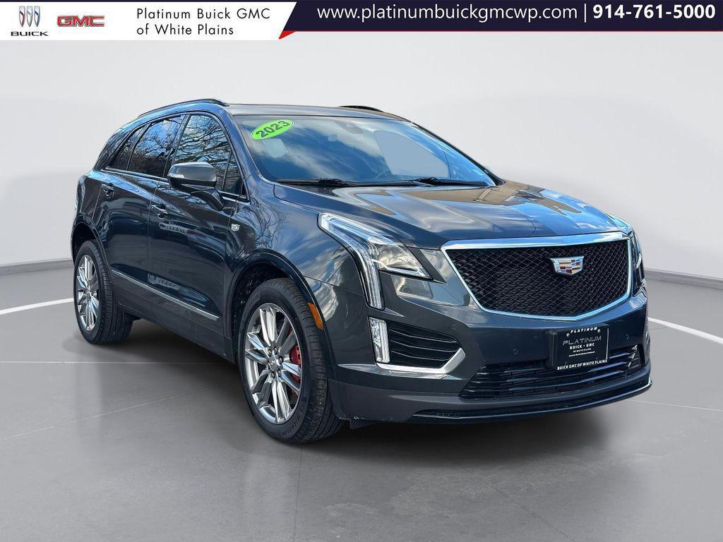 used 2023 Cadillac XT5 car, priced at $33,997