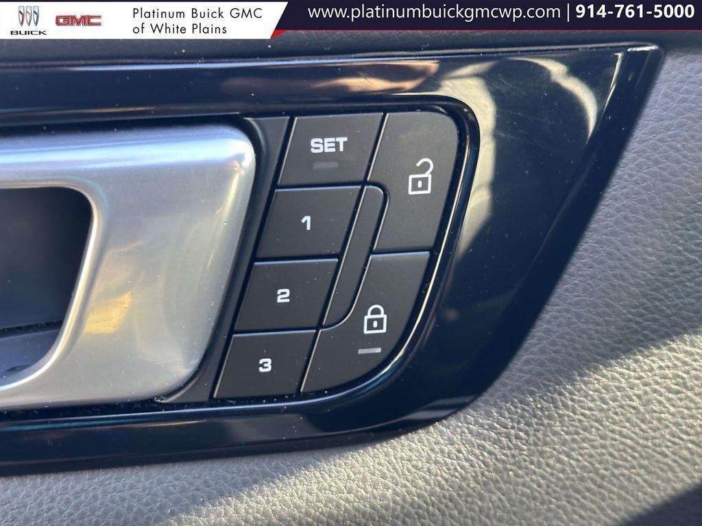 used 2023 Porsche Cayenne car, priced at $58,977