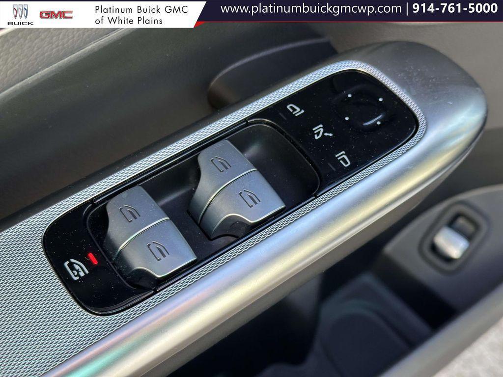 used 2024 Mercedes-Benz GLC 300 car, priced at $37,159