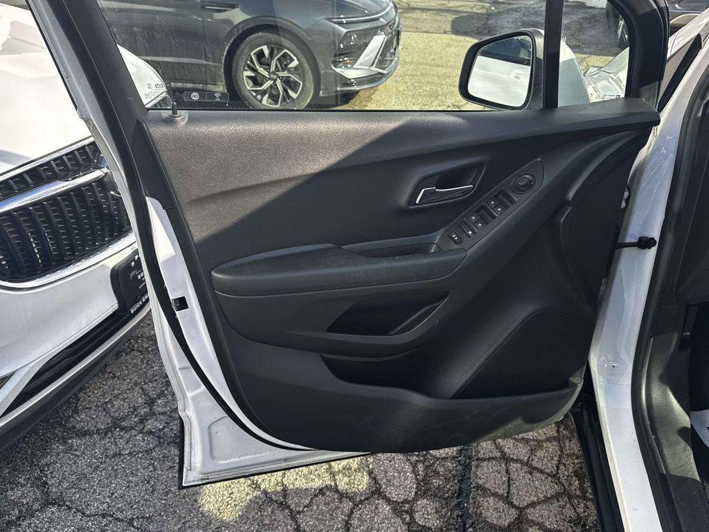 used 2021 Chevrolet Trax car, priced at $11,917