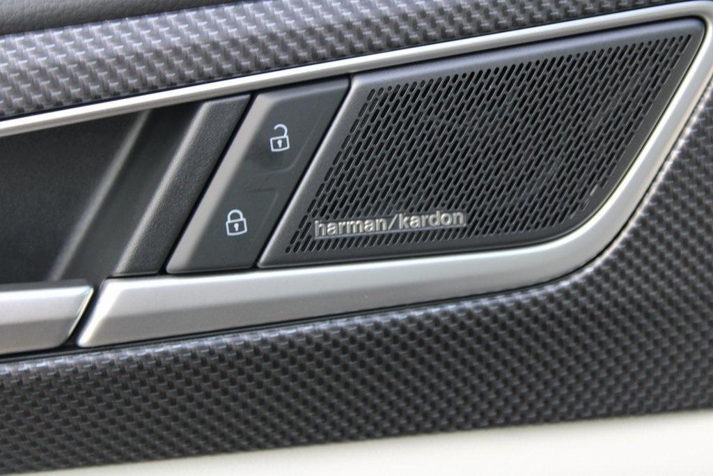 new 2026 Volkswagen Atlas Cross Sport car, priced at $51,664