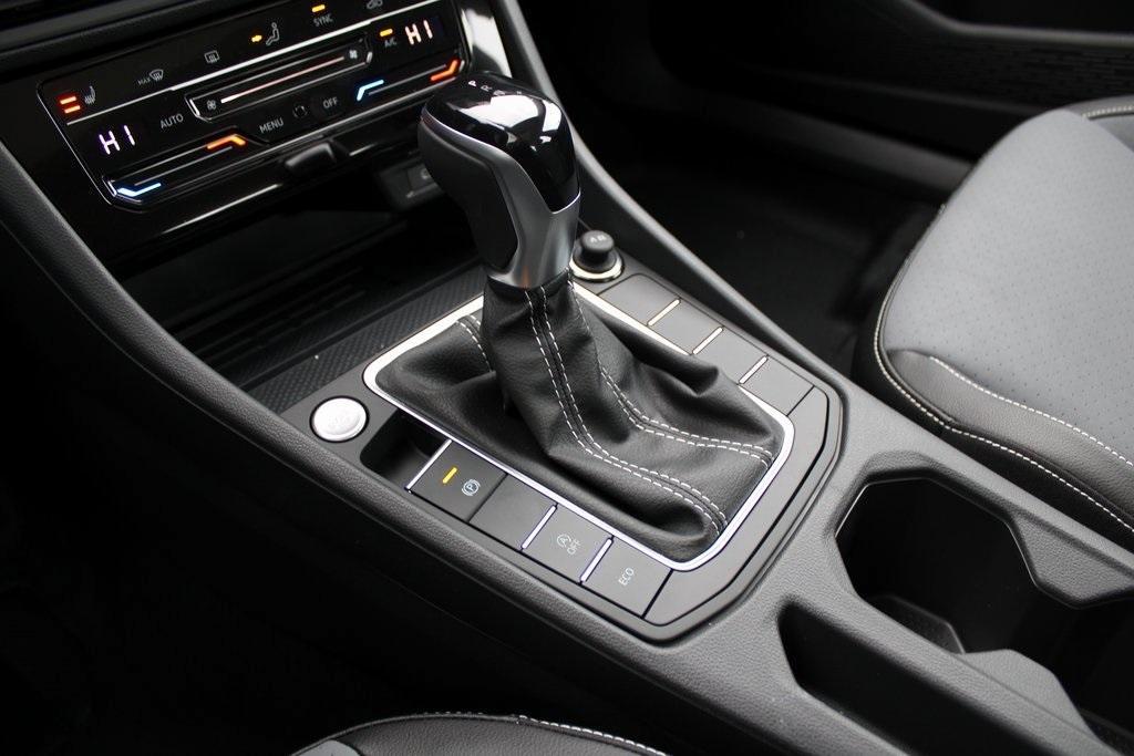 new 2025 Volkswagen Jetta car, priced at $25,152