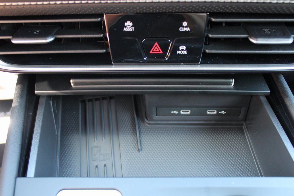 new 2026 Volkswagen Atlas car, priced at $39,940