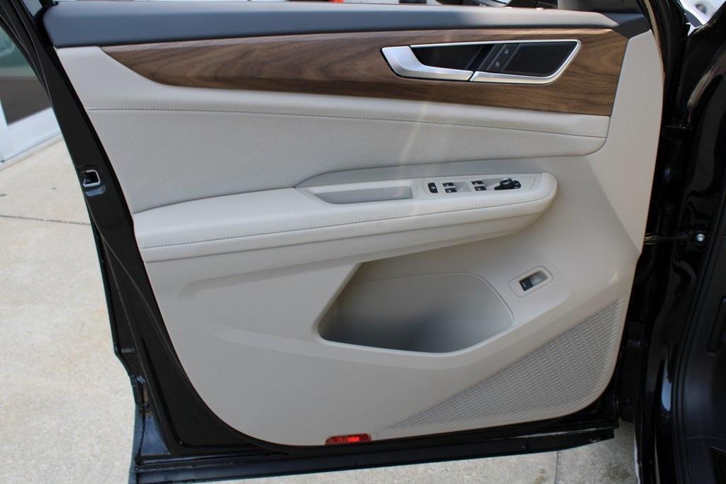 new 2026 Volkswagen Atlas car, priced at $44,205