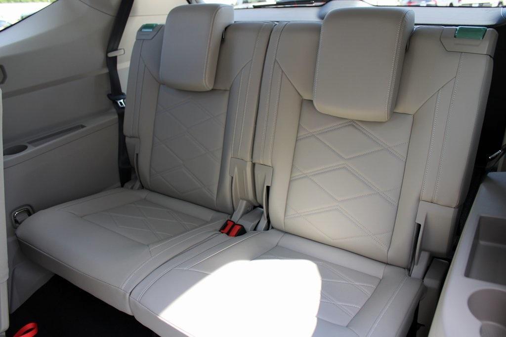 new 2026 Volkswagen Atlas car, priced at $44,205