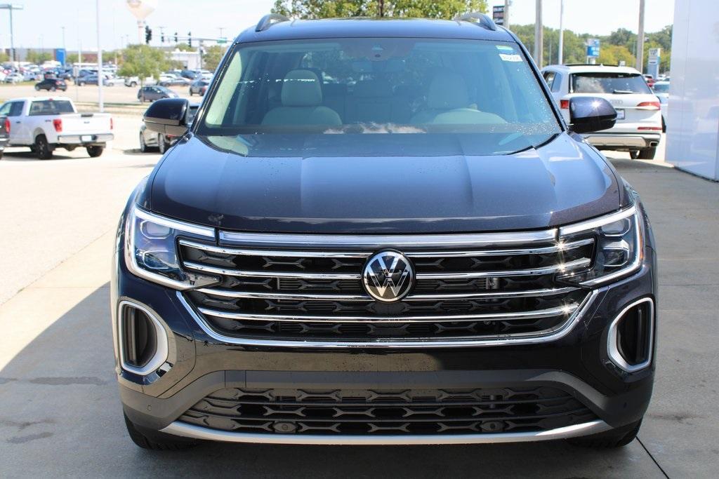 new 2026 Volkswagen Atlas car, priced at $44,205