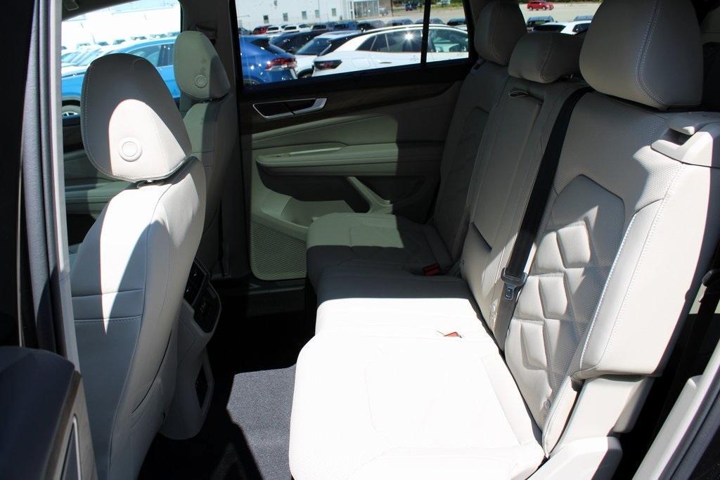 new 2026 Volkswagen Atlas car, priced at $44,205