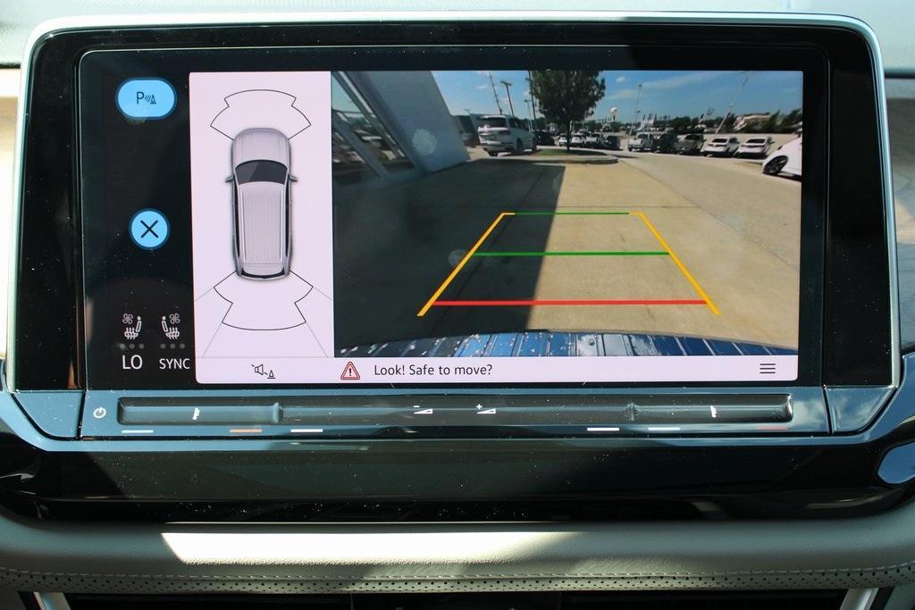 new 2026 Volkswagen Atlas car, priced at $44,205