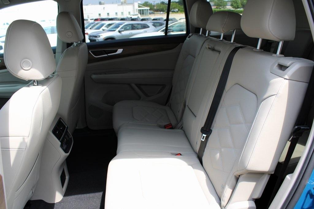 new 2026 Volkswagen Atlas car, priced at $38,570