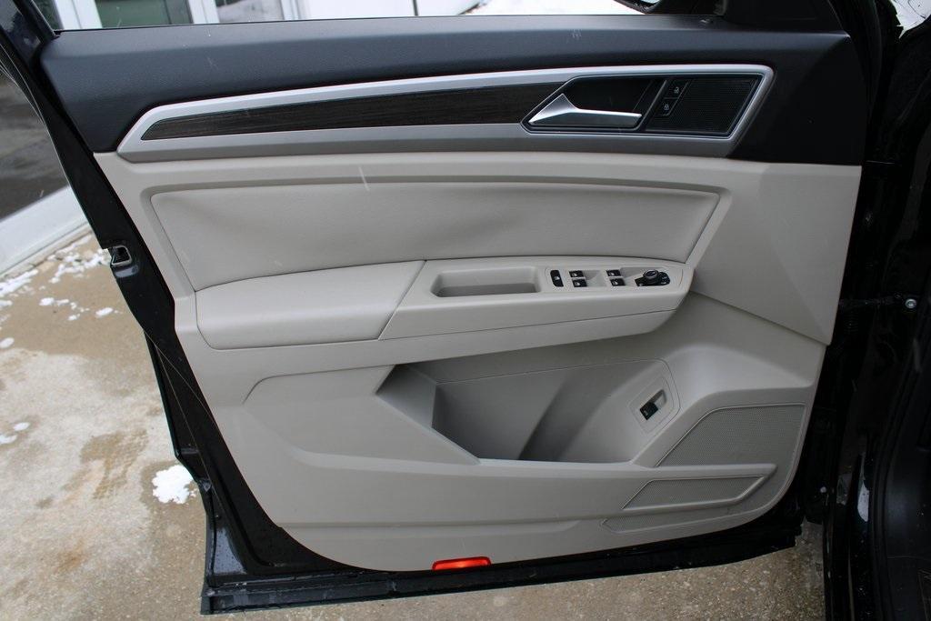 used 2019 Volkswagen Atlas car, priced at $17,374