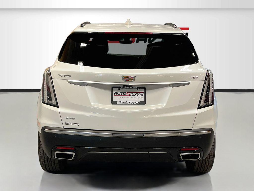 used 2025 Cadillac XT5 car, priced at $43,700