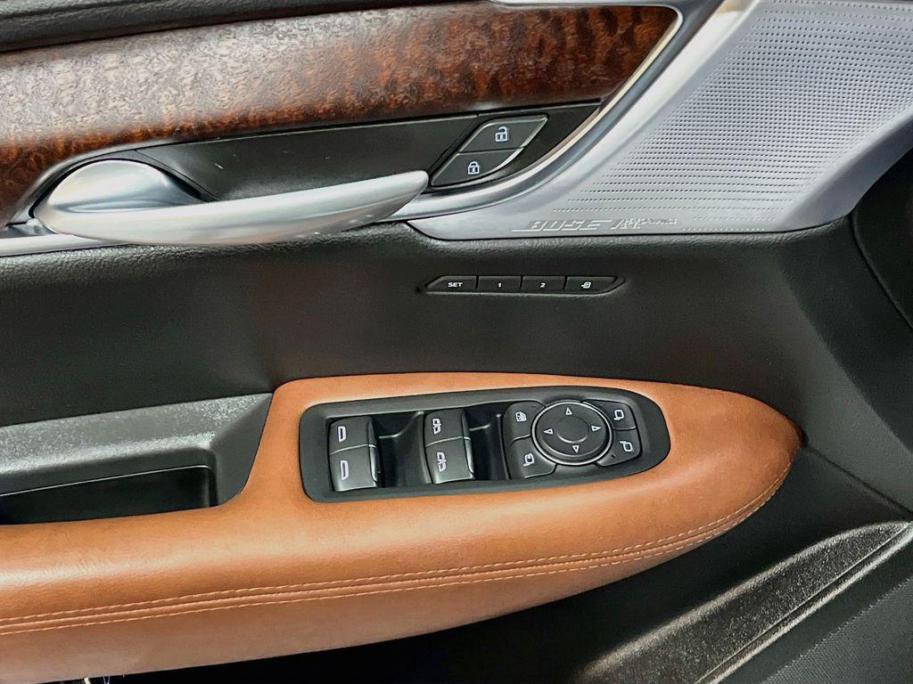 used 2025 Cadillac XT5 car, priced at $43,700