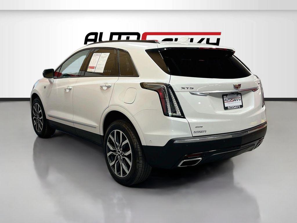 used 2025 Cadillac XT5 car, priced at $40,500