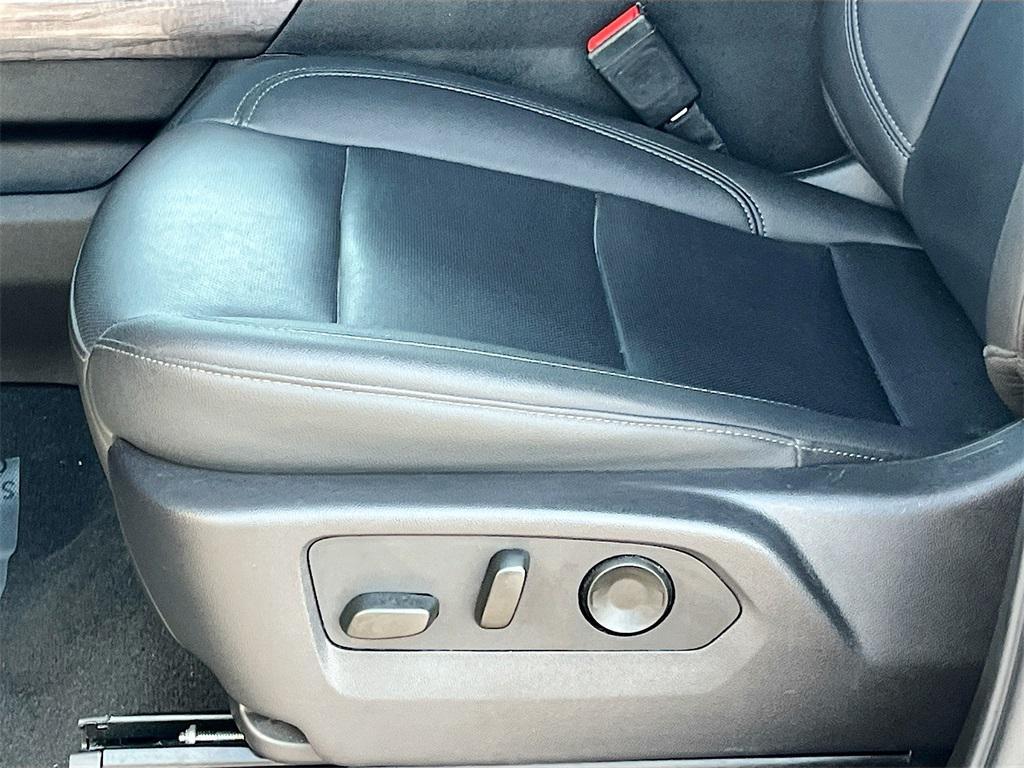 used 2024 Chevrolet Silverado 1500 car, priced at $40,400