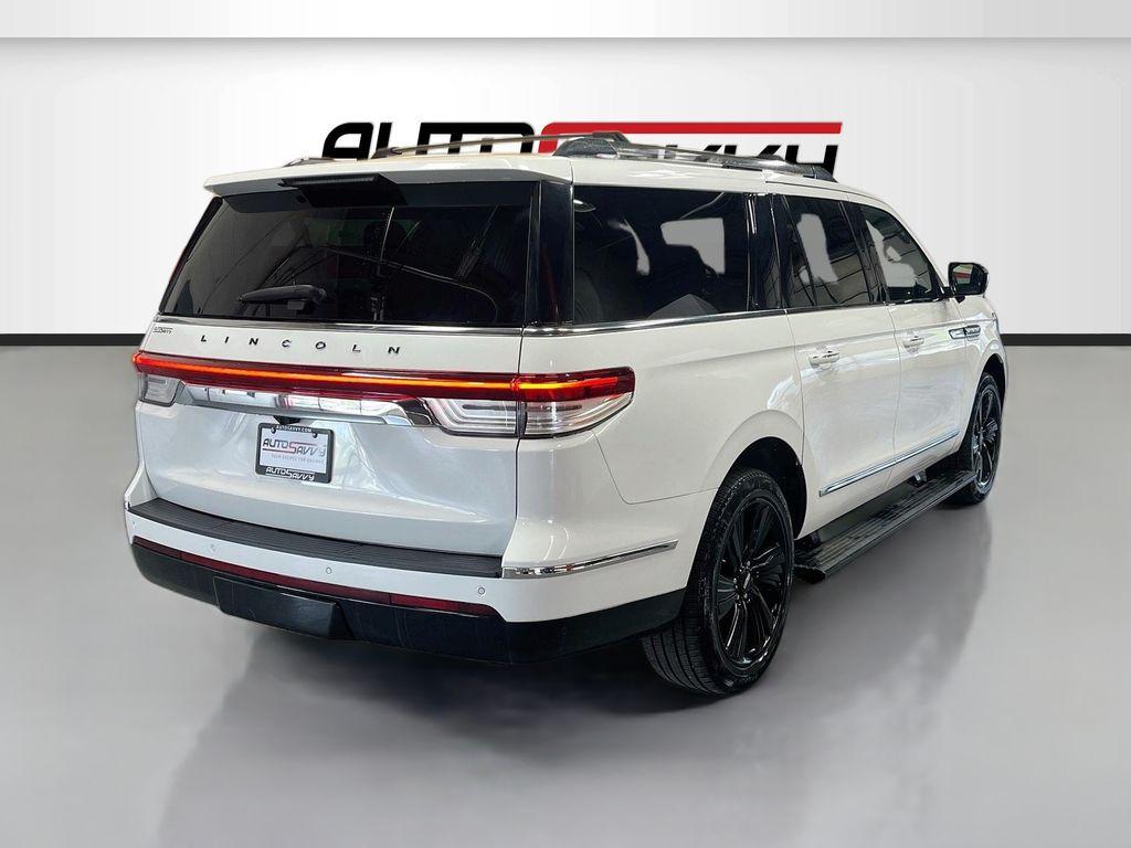 used 2024 Lincoln Navigator car, priced at $63,600