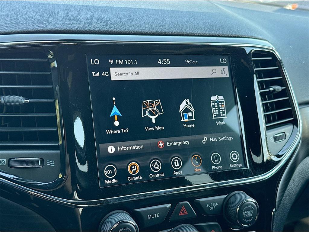 used 2022 Jeep Grand Cherokee car, priced at $21,500