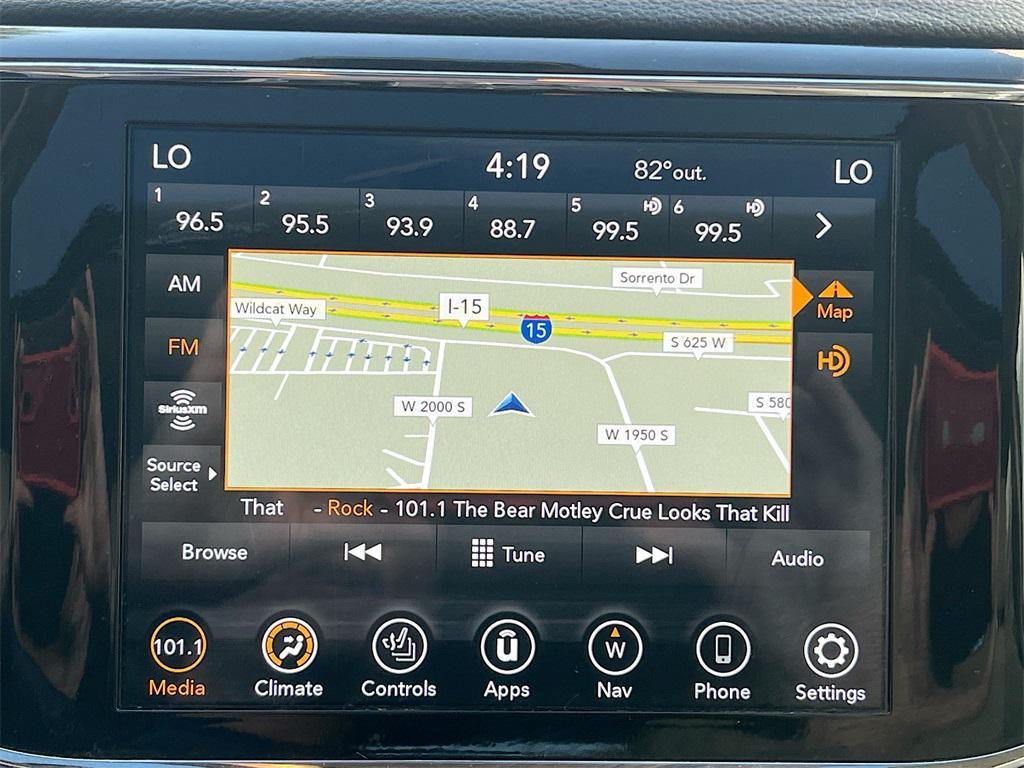 used 2021 Jeep Grand Cherokee car, priced at $19,600