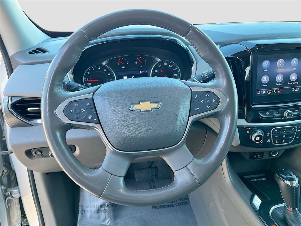 used 2020 Chevrolet Traverse car, priced at $25,300