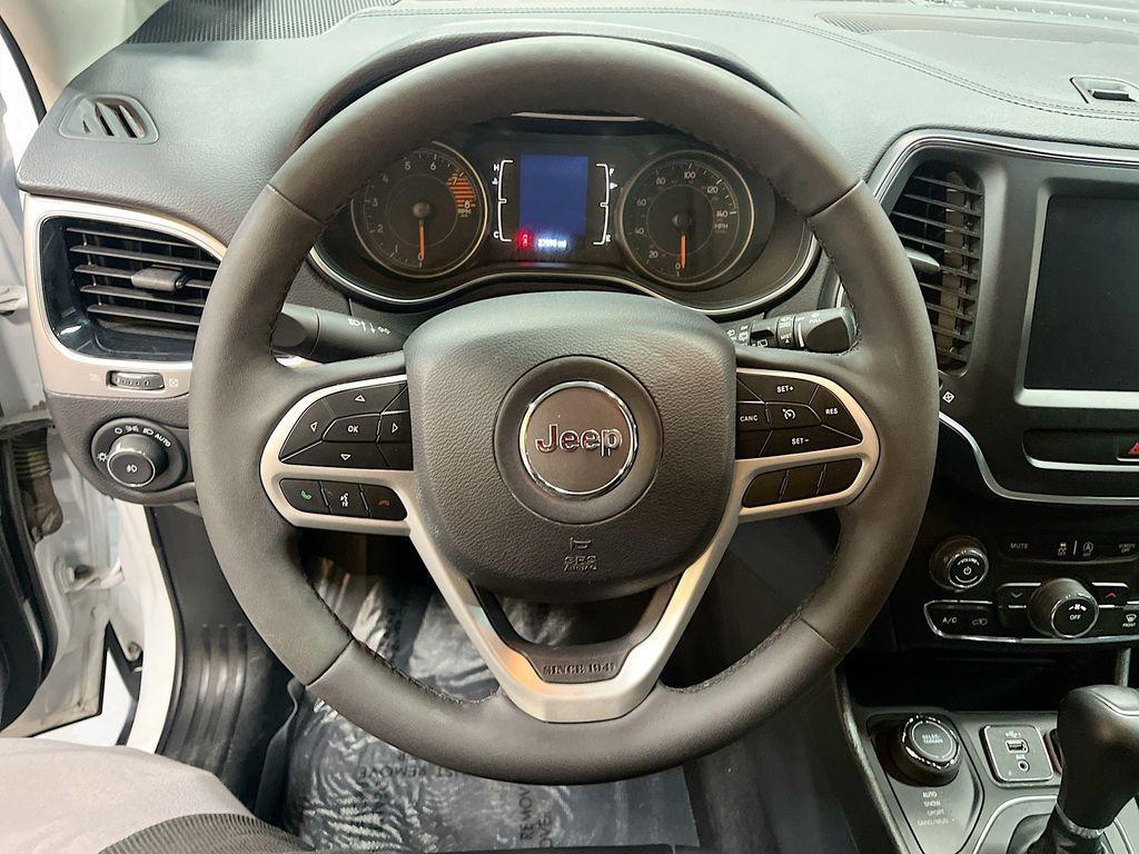 used 2022 Jeep Cherokee car, priced at $20,600