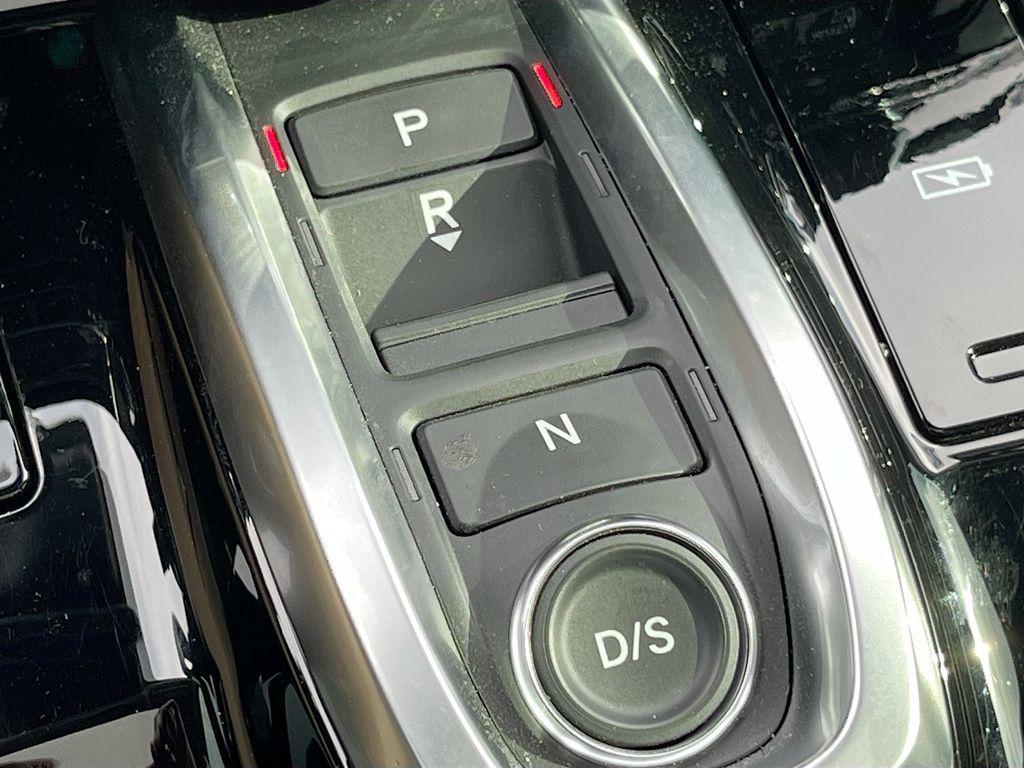 used 2025 Acura MDX car, priced at $43,500
