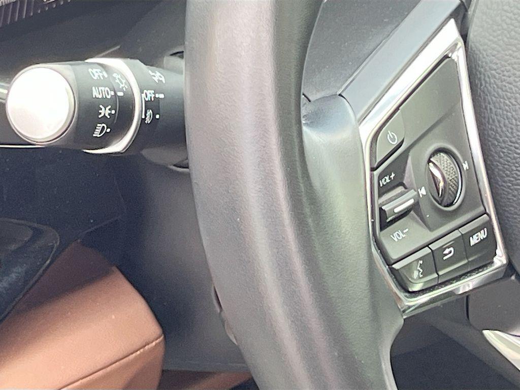 used 2025 Acura MDX car, priced at $43,500