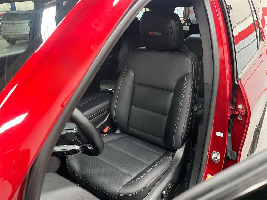 used 2024 Chevrolet Traverse car, priced at $38,200