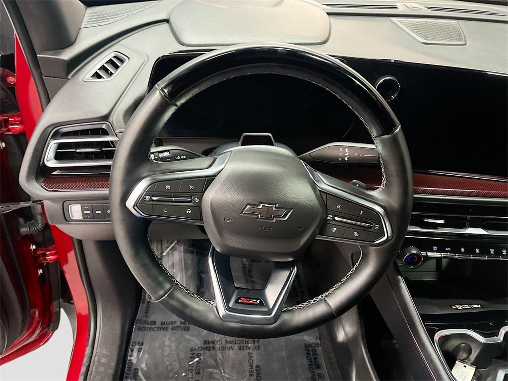 used 2024 Chevrolet Traverse car, priced at $38,200