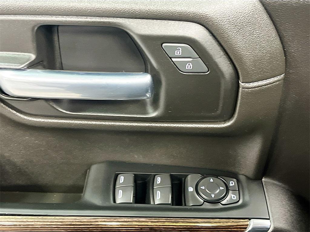 used 2022 GMC Sierra 1500 car, priced at $28,700