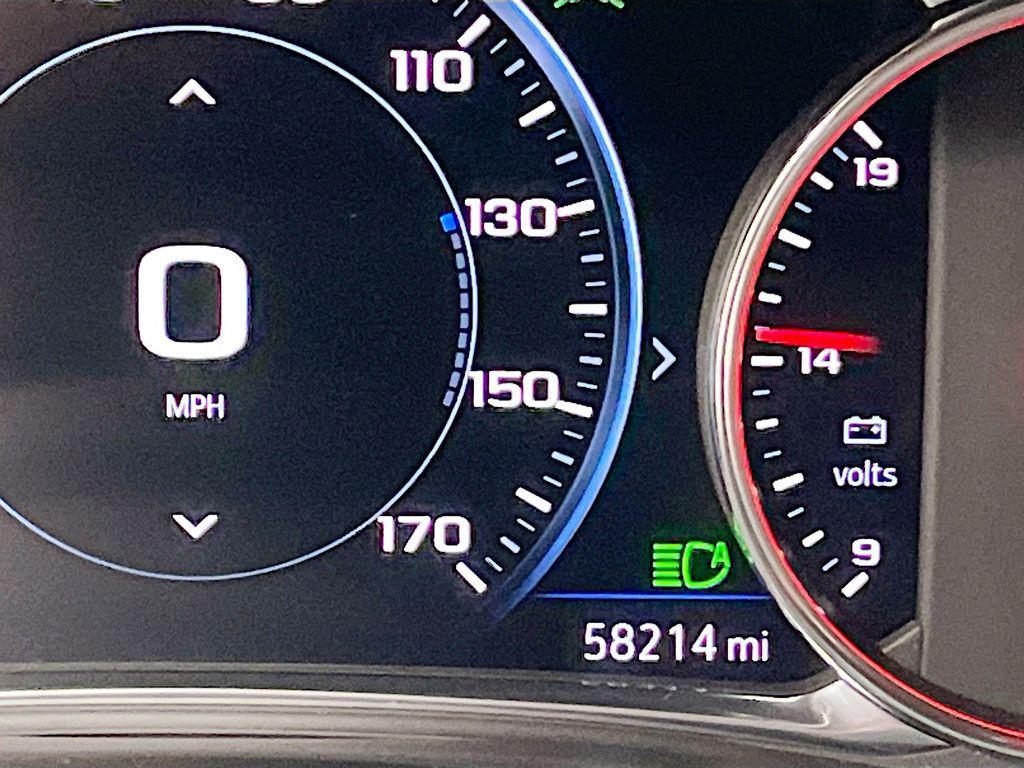 used 2022 Chevrolet Traverse car, priced at $27,100