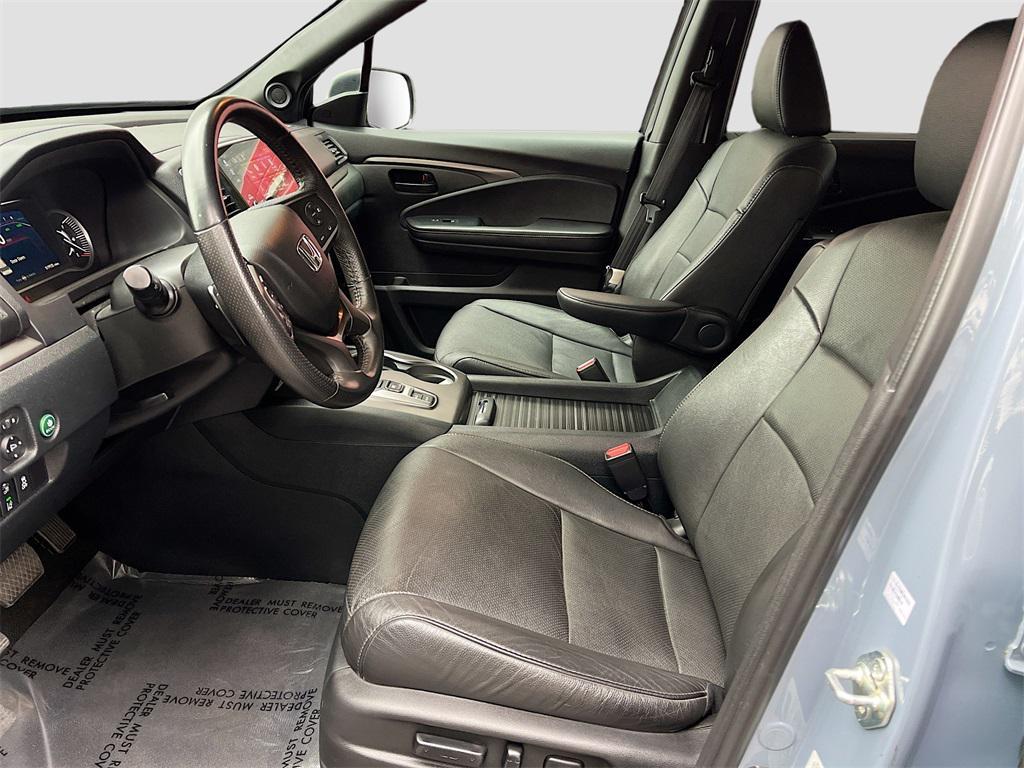 used 2023 Honda Passport car, priced at $26,400