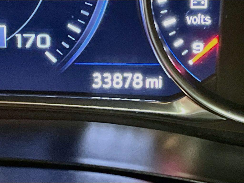 used 2023 Chevrolet Traverse car, priced at $32,700
