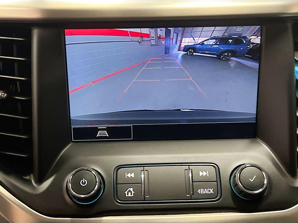 used 2022 GMC Acadia car, priced at $24,000