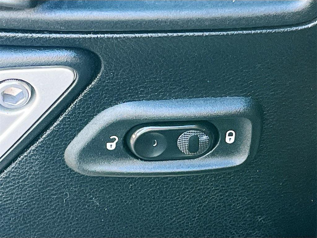 used 2016 Jeep Wrangler Unlimited car, priced at $15,500