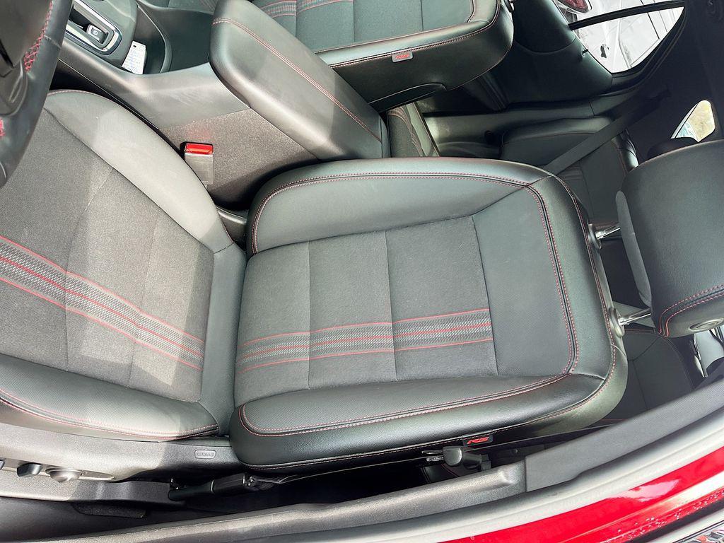 used 2024 Chevrolet Equinox car, priced at $22,400