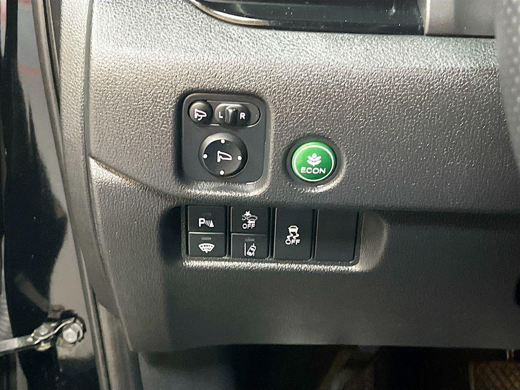 used 2025 Honda Passport car, priced at $35,900