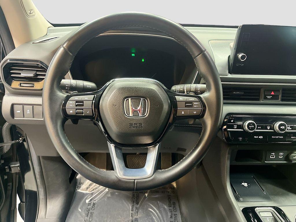 used 2024 Honda Pilot car, priced at $35,000