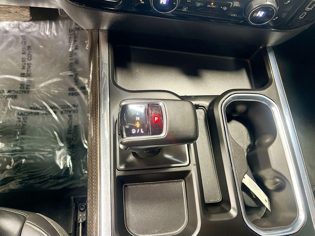 used 2024 Chevrolet Silverado 1500 car, priced at $42,800