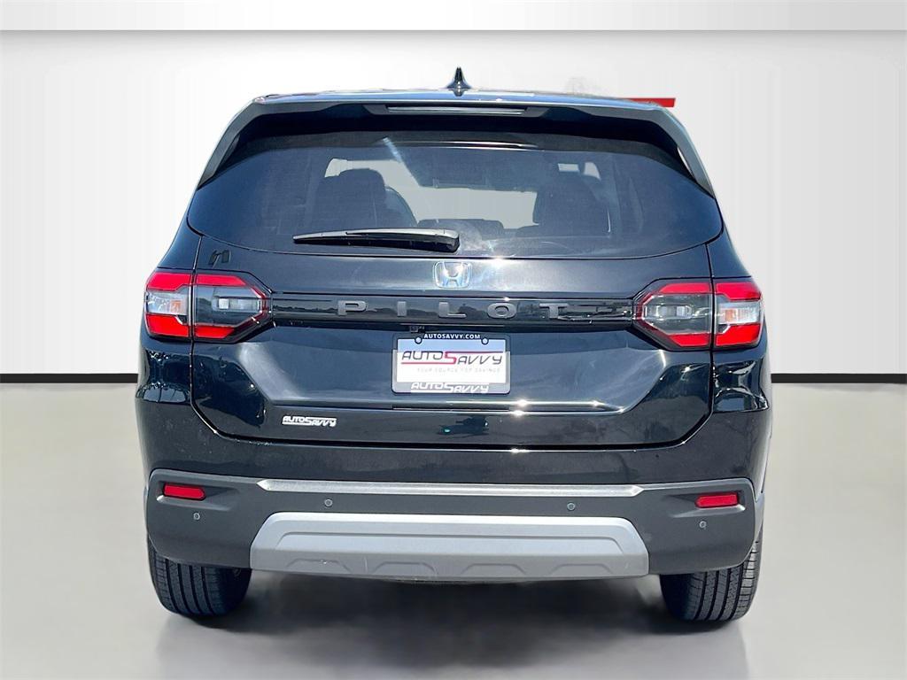 used 2024 Honda Pilot car, priced at $29,300