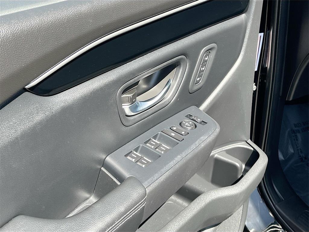 used 2024 Honda Pilot car, priced at $29,300