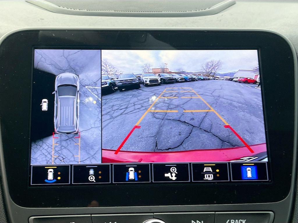 used 2024 Chevrolet Equinox car, priced at $21,900