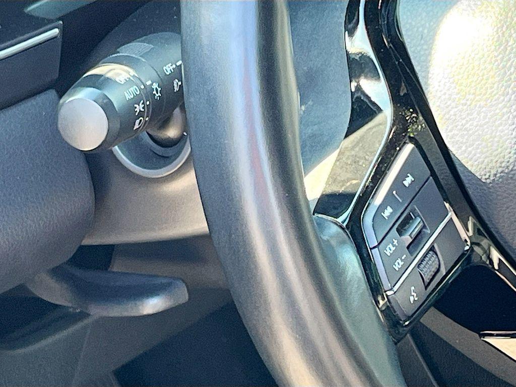 used 2025 Honda Pilot car, priced at $38,500