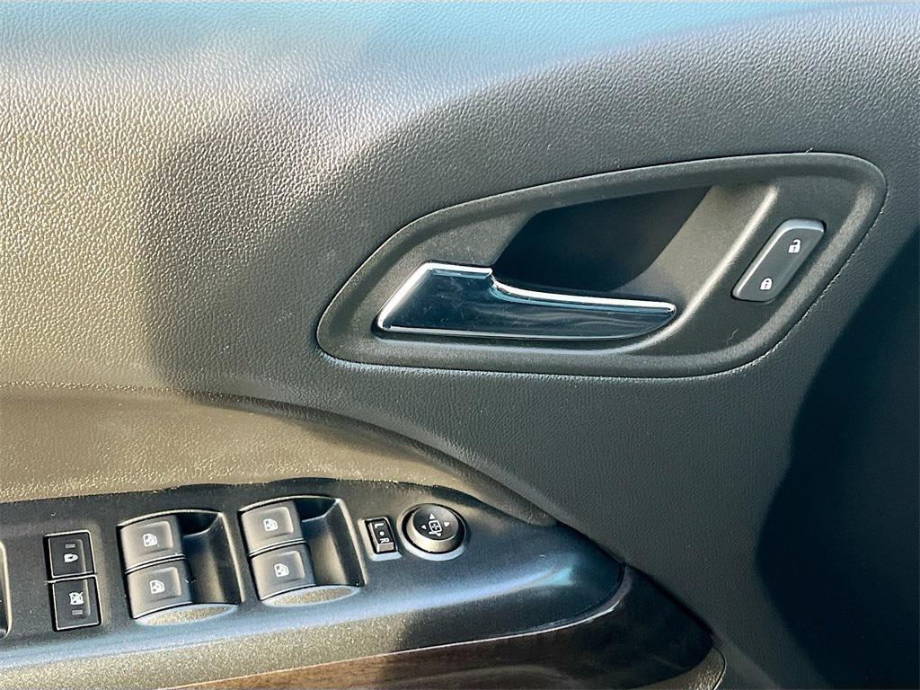 used 2022 GMC Canyon car, priced at $25,500