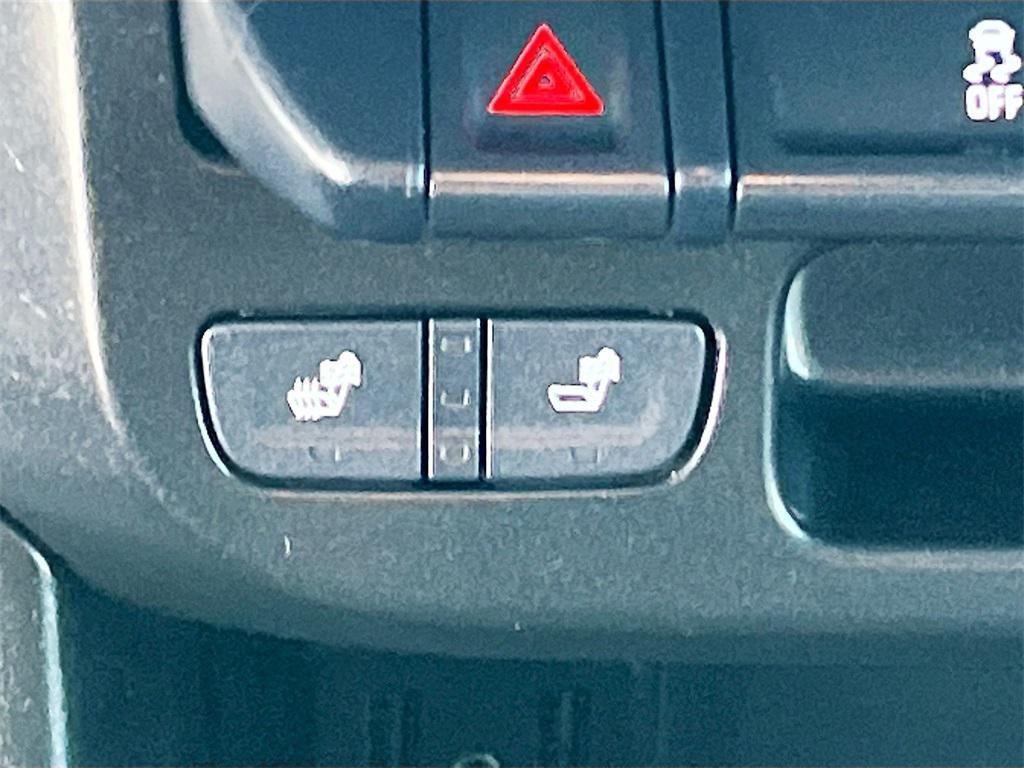 used 2022 GMC Canyon car, priced at $25,500