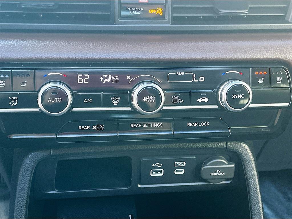 used 2023 Honda Pilot car, priced at $33,800